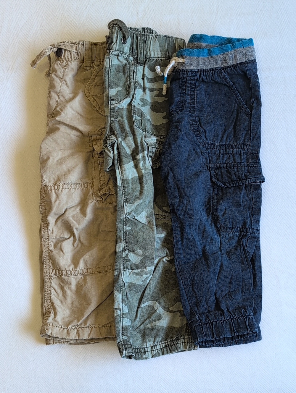 Boys Cargo Pants Bundle 3-Pack Size 2T Lot Lined Baby Gap Old Navy Camo Play